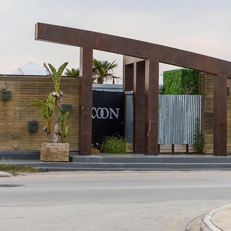 Loutraki Beach & Casino Condo Bagian luar foto
