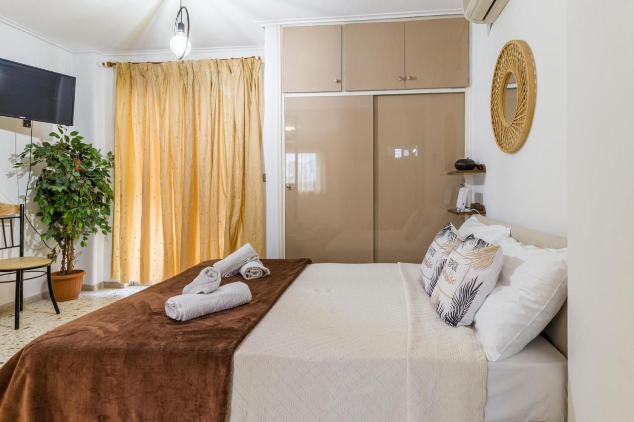 Loutraki Beach & Casino Condo Bagian luar foto