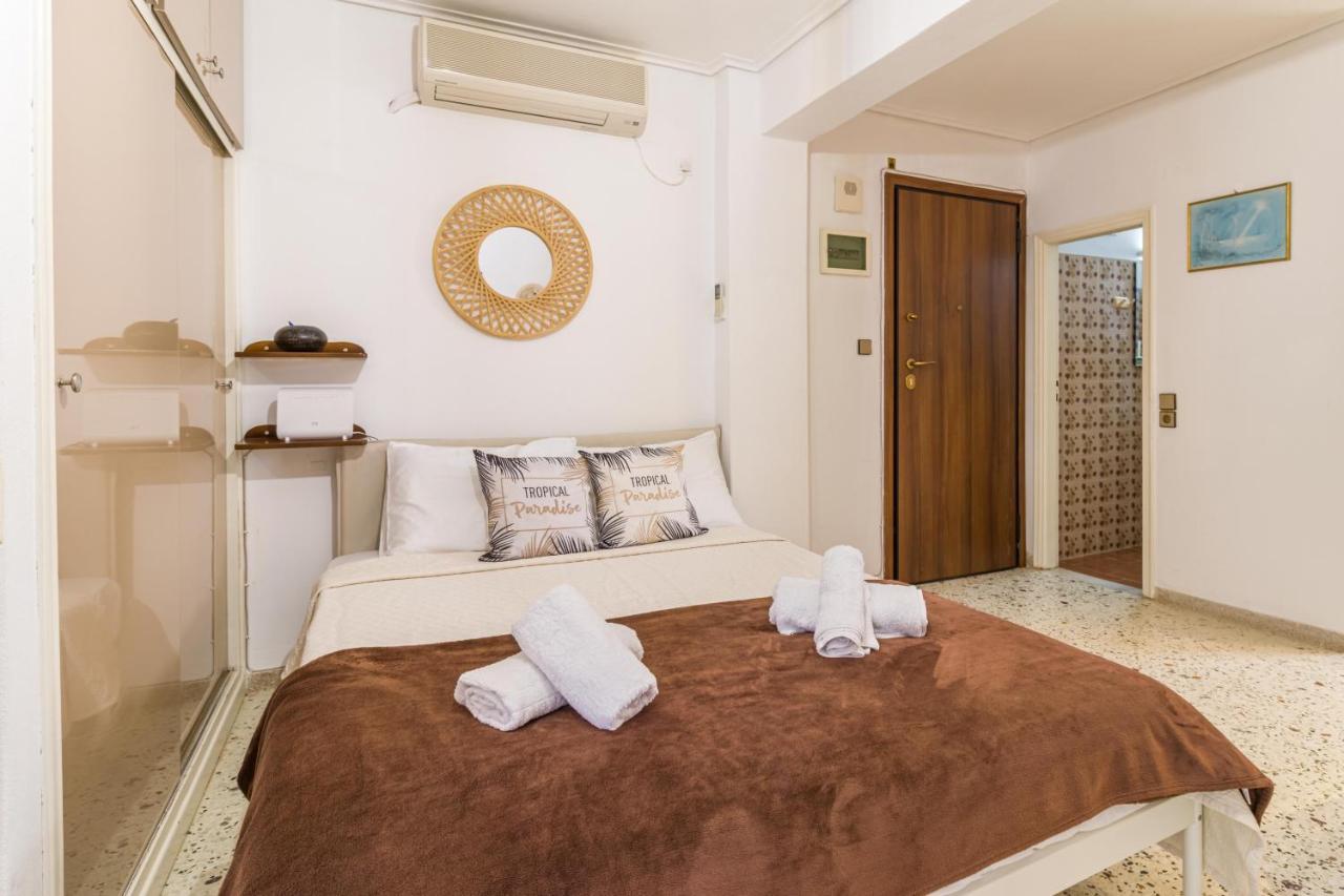 Loutraki Beach & Casino Condo Bagian luar foto